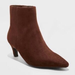 Universal Thread Rich Brown Ankle Booties